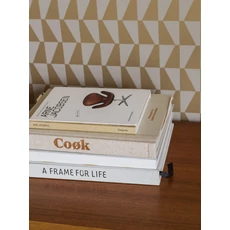 Kép 3/6 - Boras Geoemtriai mintás modern bézs vlies tapéta Arne Jacobsen Trapez Beige 53 cm X 10 m