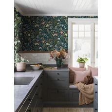 Kép 5/9 - Boras Botanikai mintás sötétkék vlies tapéta Blomsterhav Multi 49 cm X 10 m