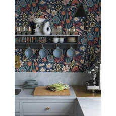 Kép 4/4 - Boras Virágos vidám sötétkék vlies tapéta Hanna Werning Trädgården Multi 53 cm X 10 m