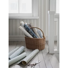 Kép 2/5 - Boras Csíkos klasszikus szürke vlies tapéta arany csíkkal Gustaf Grey 53 cm X 10 m