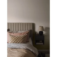 Kép 1/3 - Boras Finom mintázatú bézs vlies tapéta Kim Beige 53 cm X 11 m