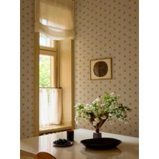 Kép 3/4 - Boras Írisz mintás sárga-bézs vlies tapéta Gotain Sweet Pea Burgundy Yellow 53 cm X 10 m