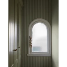 Kép 3/5 - Boras Keskeny csíkos zöld vlies tapéta Mölle Stripe Green 53 cm X 10 m