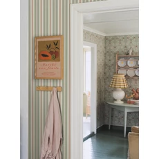 Kép 5/6 - Boras Romantikus csíkos zöld vlies tapéta Hedda Green 53 cm X 10 m