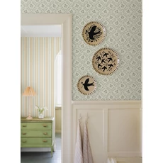 Kép 2/4 - Boras Klasszikus skandináv zöld vlies tapéta Idun Green 53 cm X 10 m