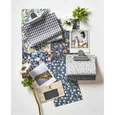 Kép 3/3 - Casadeco Színes bogyós romantikus kék vlies tapéta Cherry Bleu Nuit/Orange 53 cm X 10 m