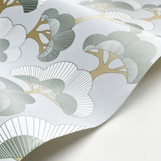 Kép 2/3 - Casadeco Elegáns fa mintás zöld-szürke vlies tapéta Goyo Matsu Argile 53 cm X 10 m