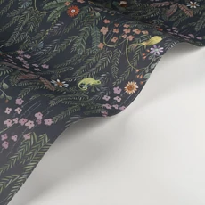 Kép 2/3 - Casadeco Trópusi mintás sötétkék vlies tapéta Tropical Forest Multico Fond Encre 53 cm X 10 m