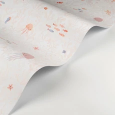 Kép 2/3 - Casadeco Apró halacskás rózsaszín vlies tapéta Companions Of The Sea Rose Blush 53 cm X 10 m