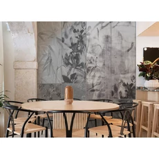 Kép 2/2 - JV Japán nő virágokkal szürke vinyl poszter tapéta Sumi Anthracite 68 cm X 3 m