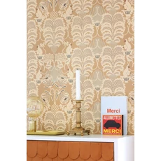 Kép 2/7 - Majvillan Art deco stílusú majom mintás barna vlies tapéta Hello Monkey Camel Brown 53 cm X 10 m