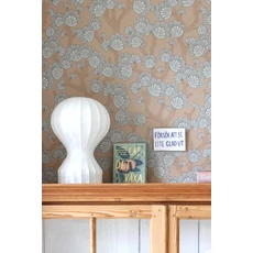 Kép 2/8 - Majvillan Modern levél mintás barna vlies tapéta Beachy Breeze Milky Coconut Brown 53 cm X 10 m