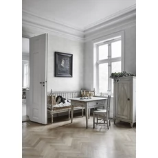 Kép 5/6 - Sandberg Modern fa mintás fehér vlies tapéta Raphael White 53 cm X 10 m