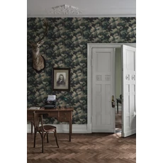 Kép 2/5 - Sandberg Modern fa mintás sötétzöld vlies tapéta Raphael Charcoal 53 cm X 10 m