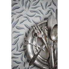 Kép 6/7 - Sandberg Modern levélmintás kék vlies tapéta Karolina Blue 53 cm X 10 m