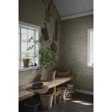 Kép 5/5 - Sandberg Apró virágos romantikus zöld-piros vlies tapéta Henny Ginseng 53 cm X 10 m