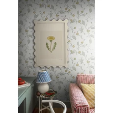 Kép 3/5 - Sandberg Rózsás skandináv sárga-zöld vlies tapéta Elmire Spring Green 53 cm X 10 m