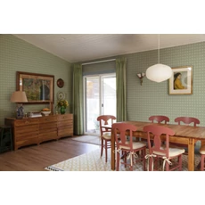 Kép 2/4 - Sandberg Lóhere mintás skandináv zöld vlies tapéta Lyckan Emerald 53 cm X 10 m