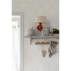 Kép 3/3 - Sandberg Babérkoszorú mintás klasszikus törtfehér vlies tapéta Wilma Eggshell 53 cm X 10 m