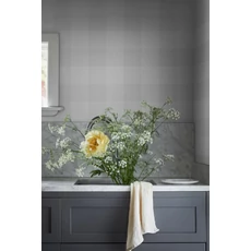 Kép 2/3 - Sandberg Cottage stílusú kockás szürke vlies tapéta Lykke Mineral Gray 53 cm X 10 m