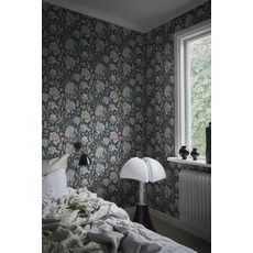 Kép 3/3 - Sandberg Elegáns virág mintás sötétkék vlies tapéta Annabelle Classic Blue 53 cm X 10 m