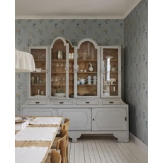 Kép 3/4 - Sandberg Virág mintás romantikus kék vlies tapéta Hanna Misty Blue 53 cm X 10 m