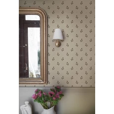 Kép 3/3 - Sandberg Apró virágos skandináv bordó vlies tapéta Siv Burgundy 53 cm X 10 m