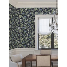 Kép 2/6 - York Páva mintás kék vlies tapéta Peacock Estate Navy 68,58 cm X 8,22 m