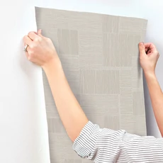 Kép 11/11 - York Vonalrajzos modern szürke vinyl tapéta Contour tapéta Gray 52 cm X 10 m