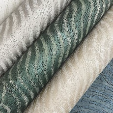 Kép 5/9 - York Faerezetes texturált sötétkék vlies tapéta metálfénnyel Modern Wood Indigo 68,58 cm X 8,22 m