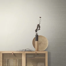 Kép 12/12 - York Modern gyöngyházas bézs vlies tapéta Natural Grid Beige 68,58 cm X 8,22 m