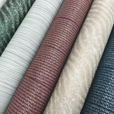 Kép 10/13 - York Modern gyöngyházas bordó vlies tapéta Natural Grid Mulberry 68,58 cm X 8,22 m