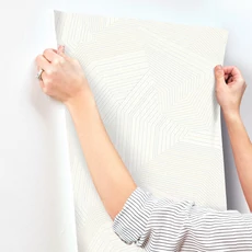 Kép 3/10 - York Modern absztrakt fehér vlies tapéta Dotted Maze White 68,58 cm X 8,22 m
