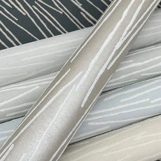 Kép 8/10 - York Vonalrajzos szürke vlies tapéta Line Horizon Grey 68,58 cm X 8,22 m