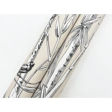 Kép 4/6 - York Bambuszerdőt ábrázoló bézs vlies tapéta Bambou Toile Beige 68,58 cm X 8,22 m