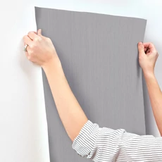 Kép 5/5 - York Texturált bordázott fényes sötétszürke vinyl tapéta Camden High Performance Vinyl Greige 68,58 cm X 8,22 m