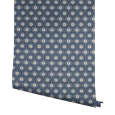 Kép 4/7 - York Apró virág mintás pöttyös kék-arany vlies tapéta Emma Navy 68,58 cm X 8,22 m