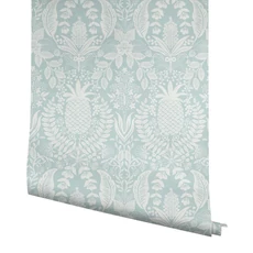 Kép 4/7 - York Ananászos damaszk mintás világoskék vlies tapéta Pineapple Damask Light Blue 68,58 cm X 8,22 m