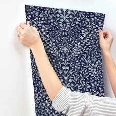 Kép 5/5 - York Vadvirágos kék vlies tapéta Garden Terrace Blues  68,58 cm X 8,23 m