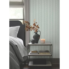 Kép 2/5 - York Csíkos virágos szürkészöld vlies tapéta Everleigh Sage 52 cm X 10 m