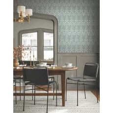 Kép 2/5 - York Koloniál stílusú kék vlies tapéta Lydia Blue 52 cm X 10 m