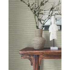 Kép 2/6 - York Nádhatású bézs vlies tapéta Iringa Linen 68,58 cm X 8,22 m