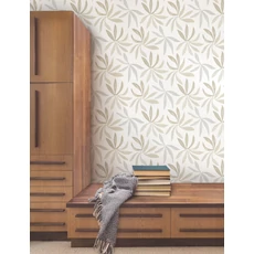 Kép 2/7 - York Modern levélmintás pasztell bézs vlies tapéta Little Garden Neutral Pearl 68,58 cm X 8,22 m