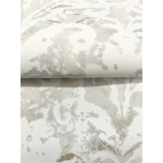 Kép 4/9 - York Barokk mintás bézs vlies tapéta Velvet Crush Damask Cream & Pearl 68,58 cm X 8,22 m