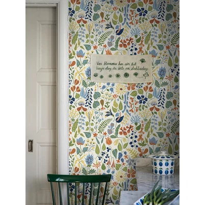 Boras Vidám virág mintás színes vlies tapéta Stig Lindberg Herbarium Multi 53 cm X 10 m