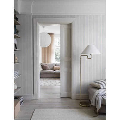 Boras Csíkos klasszikus fehér vlies tapéta Gustaf White 53 cm X 10 m