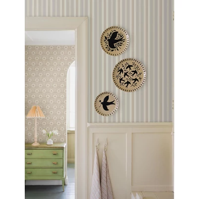 Boras Romantikus csíkos szürke vlies tapéta Hedda Grey 53 cm X 10 m