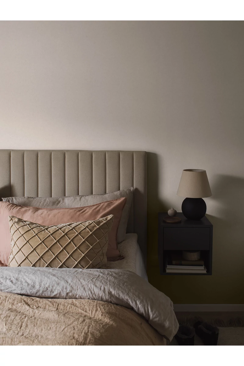 Boras Finom mintázatú bézs vlies tapéta Kim Beige 53 cm X 11 m