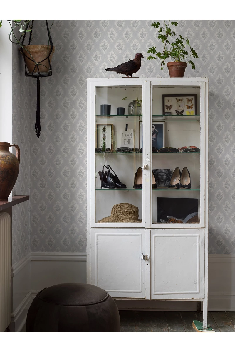 Boras Klasszikus medalion mintás szürke vlies tapéta Eternal Flower Grey 53 cm X 10 m