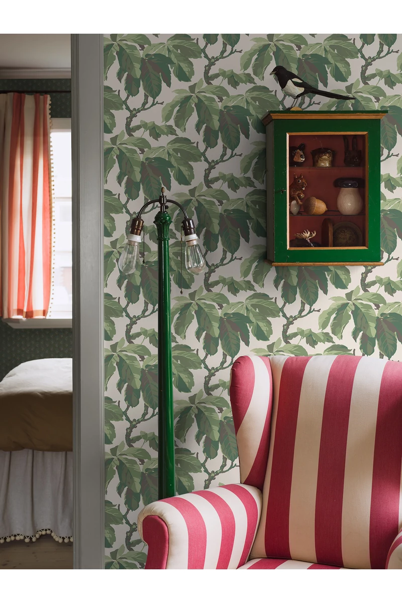 Boras Klasszikus levélmintás zöld vlies tapéta Kastanj Green 53 cm X 10 m